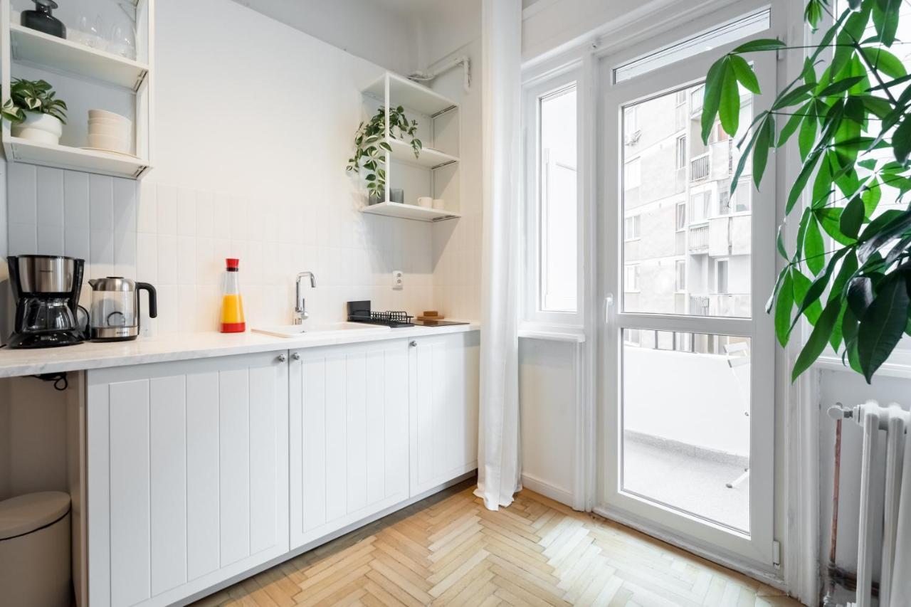 Cismigiu Serenity: 1Br Flat With Scenic Balcony Bükreş Dış mekan fotoğraf