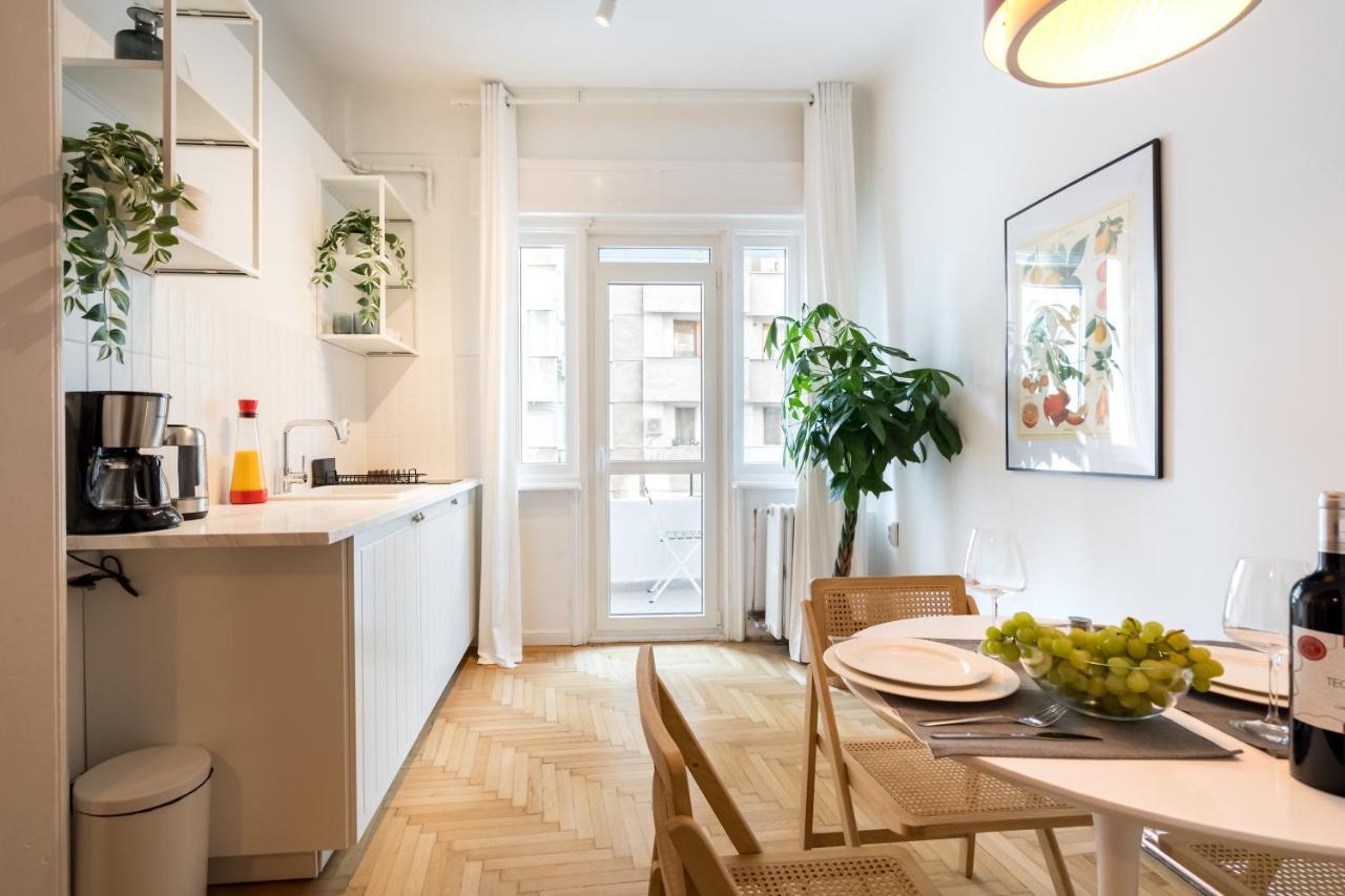 Cismigiu Serenity: 1Br Flat With Scenic Balcony Bükreş Dış mekan fotoğraf