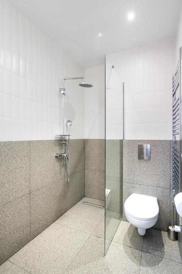 Cismigiu Serenity: 1Br Flat With Scenic Balcony Bükreş Dış mekan fotoğraf
