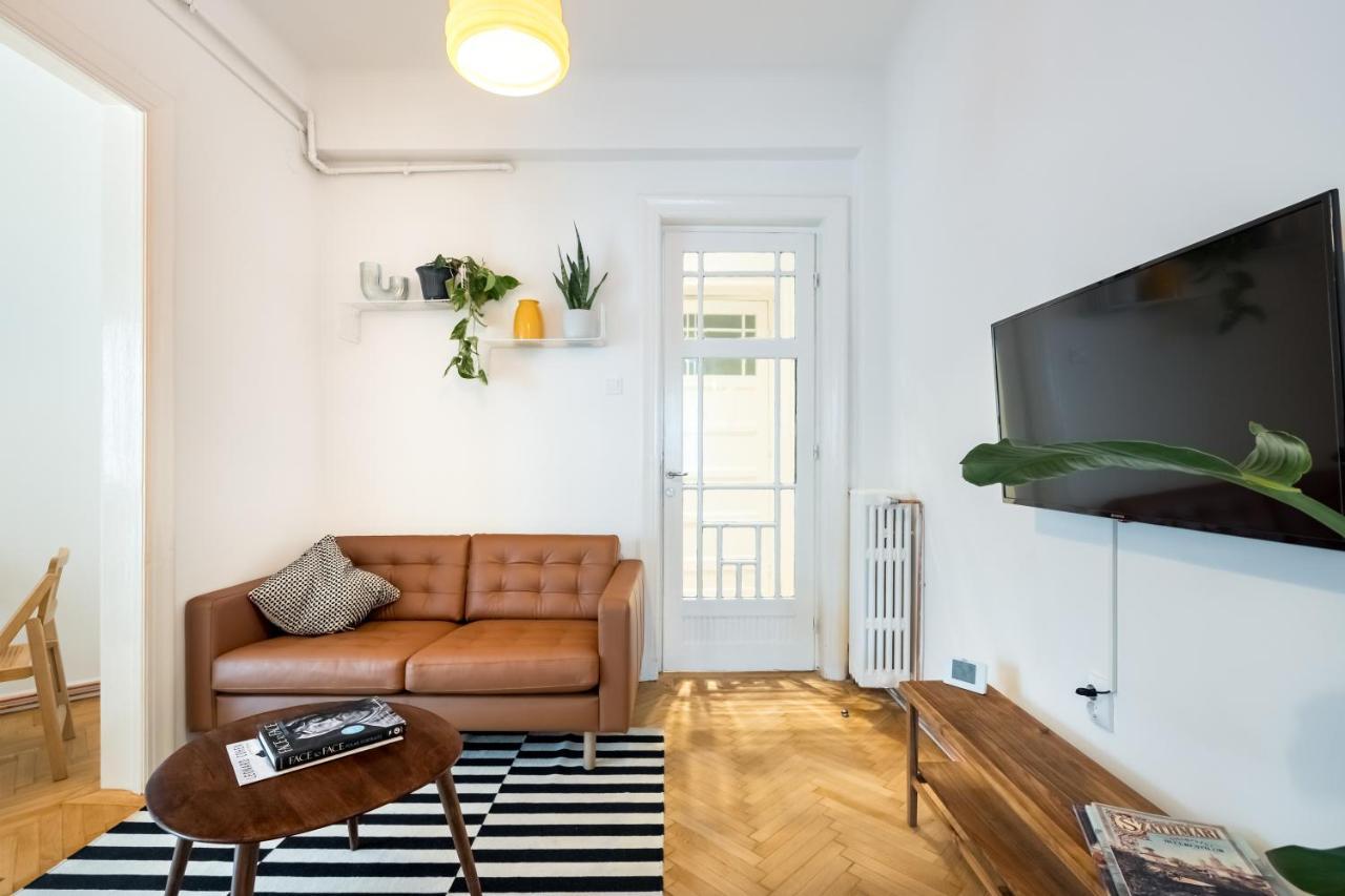 Cismigiu Serenity: 1Br Flat With Scenic Balcony Bükreş Dış mekan fotoğraf