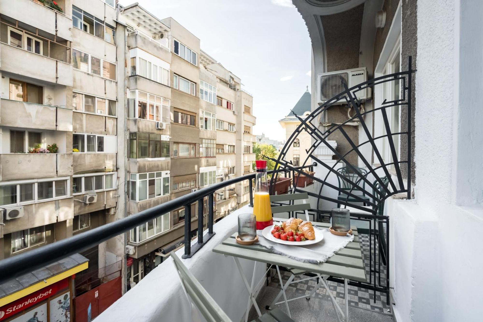 Cismigiu Serenity: 1Br Flat With Scenic Balcony Bükreş Dış mekan fotoğraf